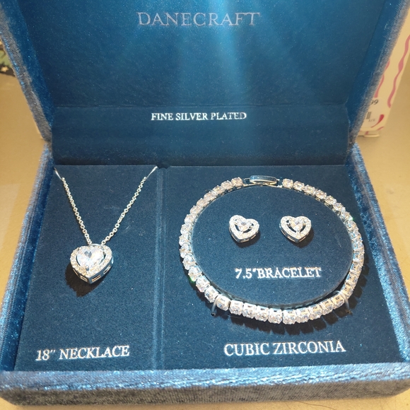 Craft Silver Plated Jewelry Set with Cubic Zirconia - Picture 4 of 4